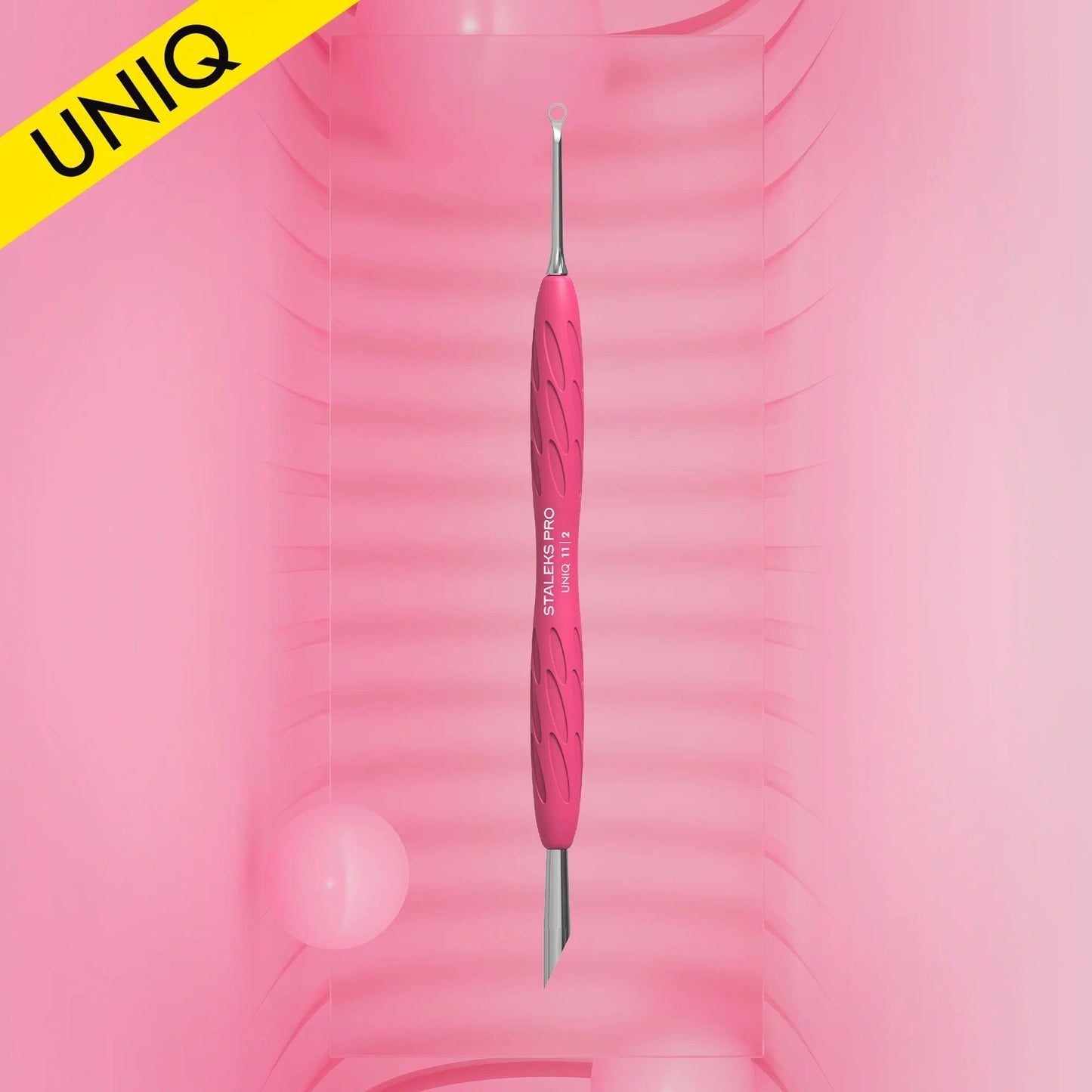 EMPUJADOR PARA MANICURA CON MANGO DE SILICONA "GUMMY" UNIQ 11 TYPE 2