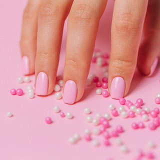 Uñas semipermanentes rosas