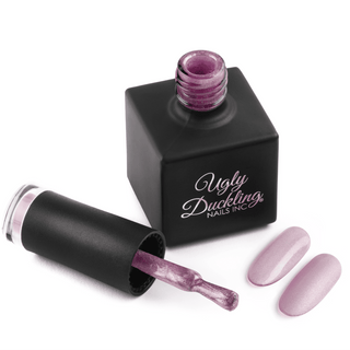 Esmalte semipermanente ojo de gato Nº 355 Pink Amethyst con muestra del color en uña