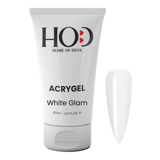 Acrigel profesional White Glam 60 ml de Home of Deva junto a una uña con el tono blanco con brillo